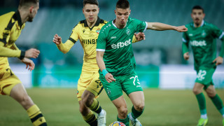 Шампионът Лудогорец приема Ботев Пловдив в късния двубой от неделната програма в Първа лига Срещата