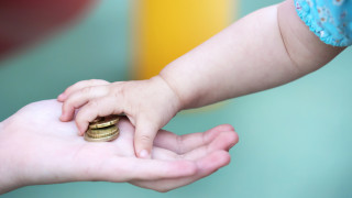 Държавата инвестира средно по 4718 лева на дете годишно На