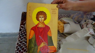 Мощите на Св. Пантелеймон остават в София до сутринта на 1 август