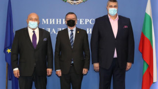 Министърът на младежта и спорта Красен Кралев проведе официална среща