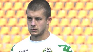 Защитникът Ангел Грънчов вече е футболист на новака във Втора