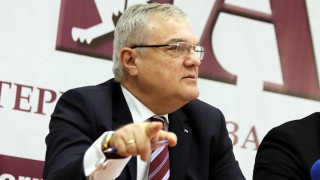 Не е възможно да получаваме евтин газ от Азербайджан от