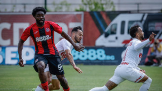 Старши треньорът на Локомотив София Станислав Генчев е сериозно притеснен преди