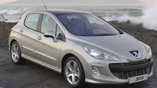 Пуснаха официални снимки на новото Peugeot 308