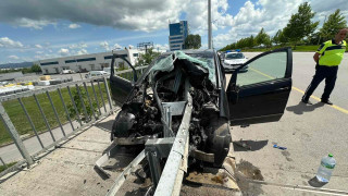 Катастрофа в София по чудо се размина без жертви съобщава