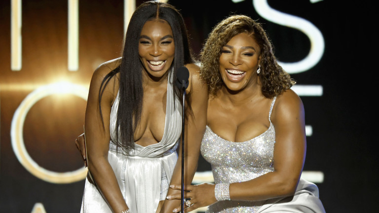 Двойките на червения килим на Critics Choice Awards