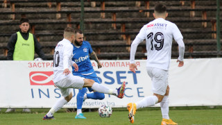 Славия 0 1 Арда 89′ До края Арда се