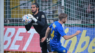 Вратарят на Ботев Вр Федерико Бариос може да смени отбора