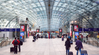 Двете най големи летища в Германия практически спряха работа заради организирана