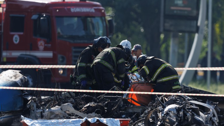 15 загинали при автобусна катастрофа в Бразилия 