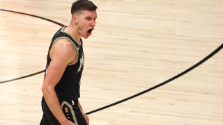 Атланта Хоукс разби Милуоки със 110 88 и изравни серията на