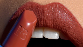 Fenty Beauty
Няма как да не започнем най напред с Fenty Beauty