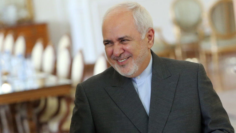 Зариф: Иран няма да си затваря очите за "морски нарушения" в Персийския залив