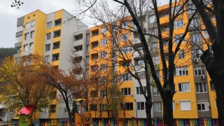 В Пловдив опожарили много от входните системи за достъп на блоковете