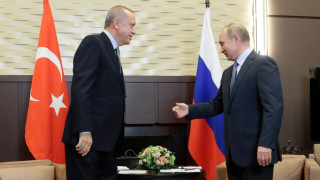 Президентите на Турция и Русия Тайип Ердоган и Владимир Путин