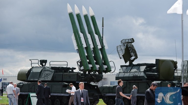 Русия се хвали с оръжие на форум