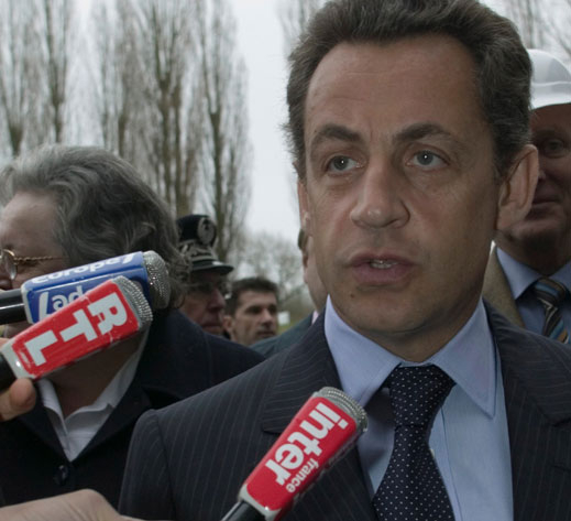 Саркози скъса с традицията за амнистия на малки глоби