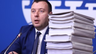ЦИК пренебрегнала „Възраждане“ за заявленията от Турция