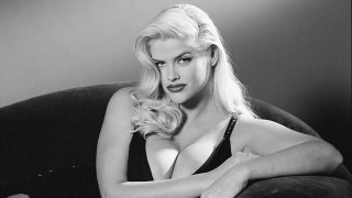 Анна Никол Смит остава в историята с невероятната си но