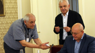 Парламент "Планета Пайнер" вижда Ревизоро при мажоритарен вот