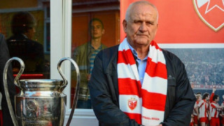 Легендарният треньор Люпко Петрович е преместен в специализирания институт за