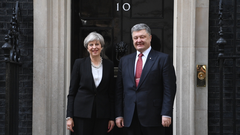 В Донбас има истинска война, не е замразен конфликт, обяви Порошенко