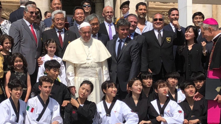 Папа Франциск прие Слави Бинев и елита на световното таекуондо