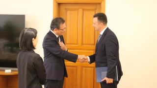 Министърът на енергетиката Жечо Станков се срещна с посланика на