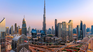 Засилващите се регулации на Европа и САЩ водят крипто компаниите към Дубай