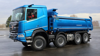 Чешкият автомобилен производител Tatra Trucks базиран в Копршивнице обяви най мащабната