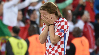 Модрич и компания плачат след отпадането от Евро 2016
