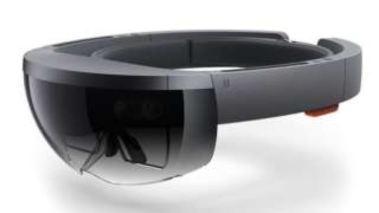 Microsoft предлага очила за добавена реалност за 3000 долара