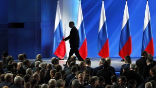 Изменение на формата на манипулация или революция отгоре?