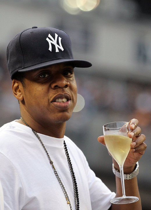 Jay-Z иска да купи част от Арсенал