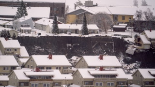 10 души все още се издирват повече от 24 часа след свлачището в Норвегия