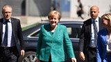 Коалиционен партньор на Меркел обмисля раздяла заради мигрантите