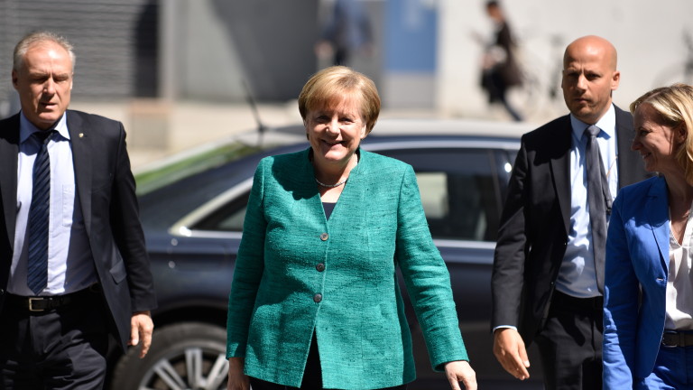 Баварските съюзници на канцлера Ангела Меркел от Християнсоциалния съюз (ХСС)
