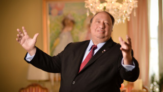 Роденият в Гърция милиардер Джон Кациматидис заяви че иска да