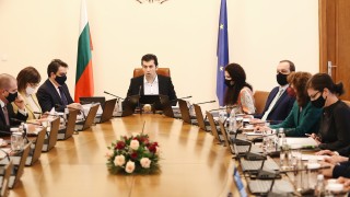 Всички ние сме потенциално носещи риск за корупцията в България