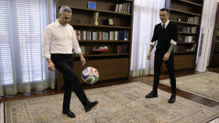 Един от най успешните български футболисти Димитър Бербатов вече е съветник