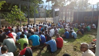 Папуа Нова Гвинея ще отложи с поне 24 часа насилственото