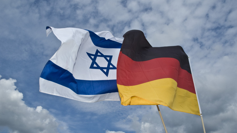 Германски официални лица отхвърлиха всяко сравнение между Хамас и Израел,