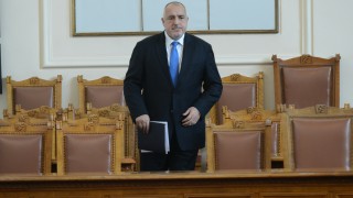 Към момента няма военни кораби в Черно море Това заяви