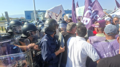 Арести и сблъсъци с полицията на протеста на горските служители АМ "Тракия"