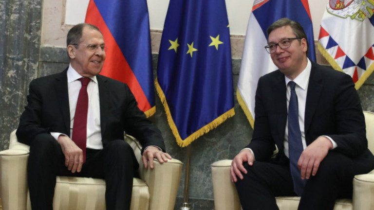 Сръбският президент Александър Вучич заяви, че е помолил Русия да