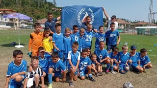 Малките футболисти на Левски спечелиха турнира Трявна Къп На финала