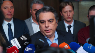 Асен Василев: ПП ще подкрепи вотовете на недоверие на "Величие" и МЕЧ