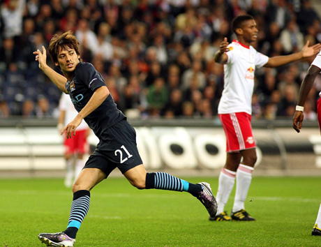 Силва ще може да играе в дербито