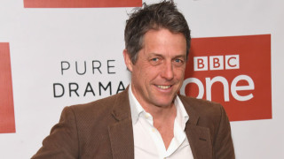 Харесваме Хю Грант в комедийни роли макар да бяхме доста