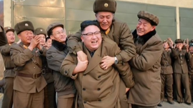 Вождът Ким поздрави Путин за преизбирането му